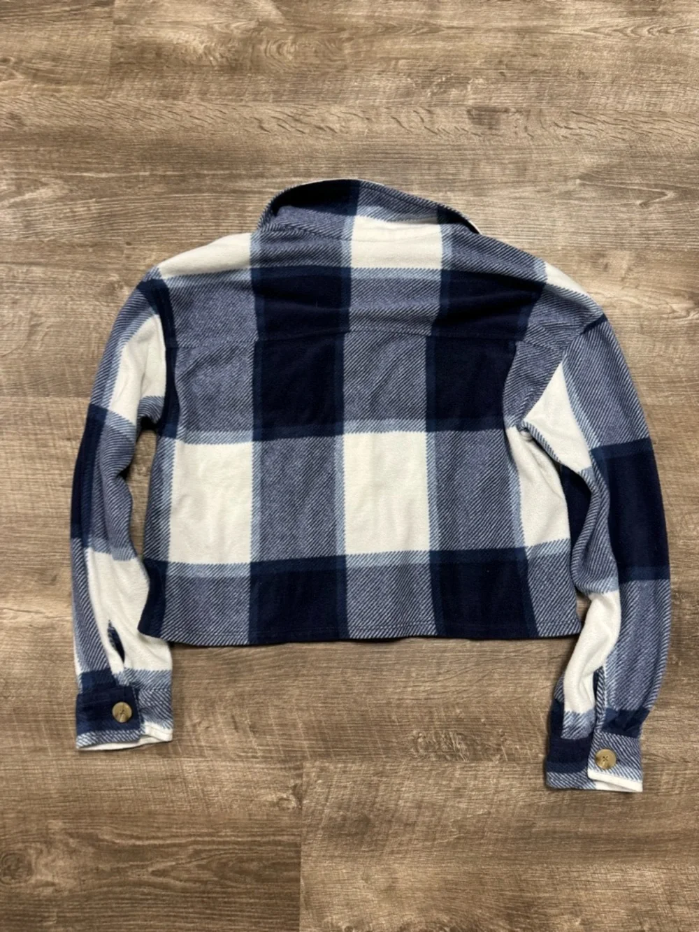 Just Polly New York Fleece Plaid Cropped Button Front Shirt Size Small - Picture 7 of 7